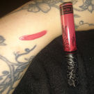 Swatch de TatyRoxy : Everlasting Liquid Lipstick - Rouge à lèvres liquide, KAT VON D BEAUTY