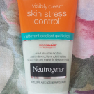 Swatch de PicMa : Visibly Clear Skin Stress Control, Neutrogena