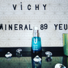 Swatch de _.lestestsetavis_de_karine : Minéral 89 Fortifiant yeux réparateur, Vichy