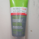 Swatch de Gabhy : Masque Désincrustant au Charbon - Peaux à imperfections, Yves Rocher