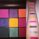 Swatch de Celie.drd : Obsessions Eyeshadow Palette Palette de fards à paupières, Huda Beauty