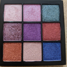 Swatch de Celie.drd : Obsessions Eyeshadow Palette Palette de fards à paupières, Huda Beauty