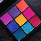 Swatch de Celie.drd : Obsessions Eyeshadow Palette Palette de fards à paupières, Huda Beauty