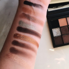 Swatch de Celie.drd : Obsessions Eyeshadow Palette Palette de fards à paupières, Huda Beauty