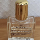Swatch de Mariamakeup : Huile Prodigieuse - Huile Sèche multi-fonctions, Nuxe