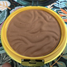 Swatch de spookx1809 : Le Murumuru Butter Bronzer, Physicians formula