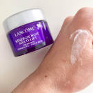 Swatch de VeroToulouse : Rénergie Nuit Multi-Lift, Lancôme