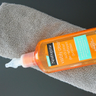 Swatch de Infinity2218 : Gel Nettoyant Spot Control Visibly Clear, Neutrogena