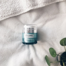 Swatch de photos-sur-cour : Crème Hydratante Multi-Action, Veracova