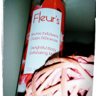 Swatch de Menadolls : Brume Exfoliante Corps Délicieuse, Fleur's