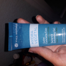 Swatch de sina88 : Gelée exfoliante éclat, Yves Rocher