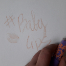 Swatch de Laure_bndt : Baby Lips Baume à Lèvres Teinté, Maybelline New York