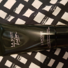 Swatch de W.eel : Trésor Lait Corps, Lancôme