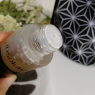 Swatch de des p'tits bonheurs de filles : L'Essence Botanique ÉCLAT, Absolution