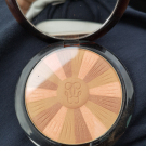 Swatch de Onneparlepaslabouchepleine : Terracotta Light - La Poudre Bonne Mine Eclat Vitaminé, Guerlain