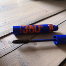 Swatch de Onneparlepaslabouchepleine : Mascara longueur 360°, Yves Rocher