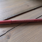 Swatch de Onneparlepaslabouchepleine : Lèvres Contour, Bourjois