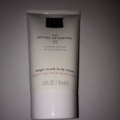 Swatch de flfl90 : The Ritual of Sakura Body Cream - Crème onctueuse pour le corps, Rituals