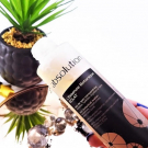 Swatch de valbeautes : L'Essence Botanique ÉCLAT, Absolution