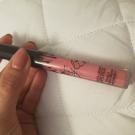 Swatch de MRS.ADB : Matte Liquid Lipstick, Kylie Cosmetics