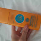 Swatch de MRS.ADB : Sublime Sun Crème fondante visage multi-protectrice Cellular Protect, L'Oréal Paris