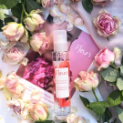 Swatch de Bavardages et maquillage : Brume Exfoliante Corps Délicieuse, Fleur's