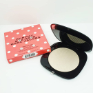 Swatch de BEAUTYSKARD : O!Mega Glaze All-Over Foil Luminizer, Marc Jacobs Beauty