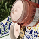 Swatch de Fairouztst : Baume de rosée ré-hydratant 48h et régénérant nuit Rosa Angelica, Sanoflore