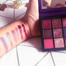 Swatch de Celie.drd : Obsessions Eyeshadow Palette Palette de fards à paupières, Huda Beauty
