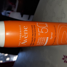 Swatch de stephanie.fruitier : Très haute protection, Eau Thermale Avène