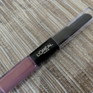 Swatch de NerBeauty : L'Infaillible Rouge à Lèvres Longue Tenue, L'Oréal Paris