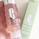 Swatch de VeroToulouse : Moisture Surge Eye - Concentré Yeux Hydro-réimprégnant 96H, Clinique