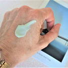 Swatch de Forty Beauty : Crème Hydratante Peau Mixte, Alaena