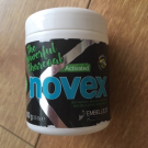 Swatch de MelodyNelson : Masque au Charbon Actif, Novex