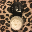 Swatch de Yous94 : Poudre de finition HD Studio Photogénique, NYX