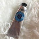 Swatch de Yous94 : Crème Mains Karité, L'Occitane