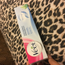 Swatch de Yous94 : Crème Dépilatoire Peaux Sensibles Silk & Fresh, Veet