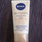 Swatch de Minette34 : BB Cream Crème de Teint 6 en 1, Nivéa