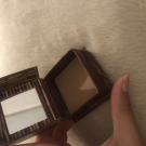 Swatch de Jasmine_ad : Hoola - Poudre Soleil, Benefit Cosmetics