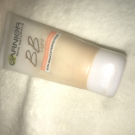 Swatch de Alhem93 : BB Crème Soin Miracle Perfecteur La Classique, Garnier