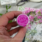 Swatch de des p'tits bonheurs de filles : Soin contour merveill'yeux, La Fare 1789 en Provence