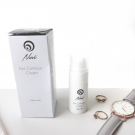 Swatch de Douceurapaillettes : Crème contour des yeux, Nuvo