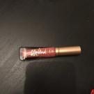 Swatch de ICharles80 : Melted Matte - Rouge à lèvres liquéfié longue tenue mat, Too Faced