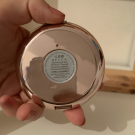 Swatch de ICharles80 : Shimmering Skin Perfector Pressed, Becca
