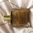 Swatch de fnlmr : Huile Prodigieuse Or - Huile Sèche multi-usages, Nuxe