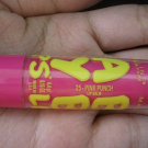 Swatch de Nanush : Baby Lips Baume à Lèvres Teinté, Maybelline New York