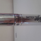 Swatch de Nanush : Mascara Volume Vertige - Couleurs Nature, Yves Rocher