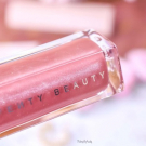 Swatch de Celie.drd : Gloss Bomb Universal Lip Luminizer - Enlumineur à Lèvres Universel, Fenty Beauty by Rihanna