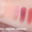 Swatch de Celie.drd : The New Nude Palette - Palette de fards à paupières, Huda Beauty