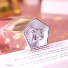 Swatch de Celie.drd : Gloss Bomb Universal Lip Luminizer - Enlumineur à Lèvres Universel, Fenty Beauty by Rihanna